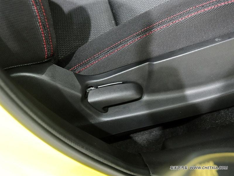 ľ()   2014 1.6L CVT 