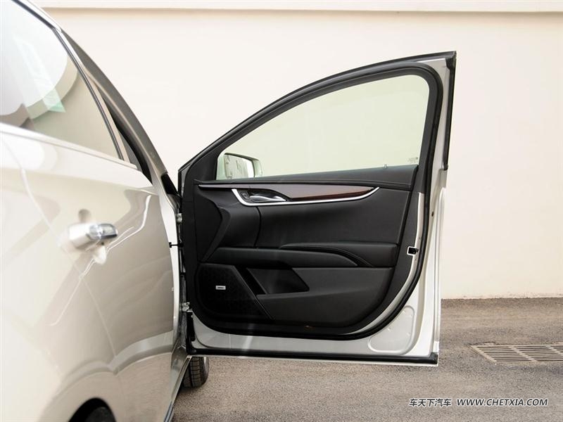  XTS XTS 2014 28T  