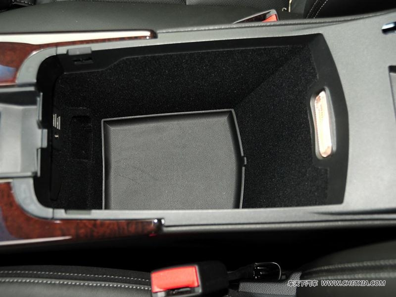  XTS XTS 2014 28T  