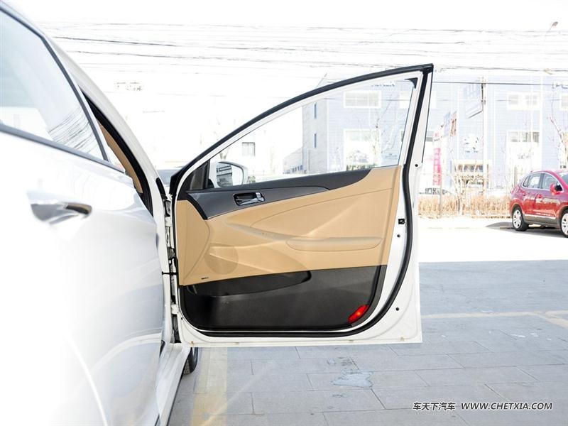 �ִ�(����) ������(����) ������(����) 2014�� 2.0L Hybrid ��������