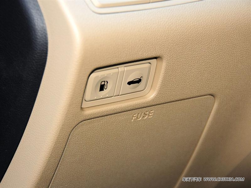 �ִ�(����) ������(����) ������(����) 2014�� 2.0L Hybrid �пط�����