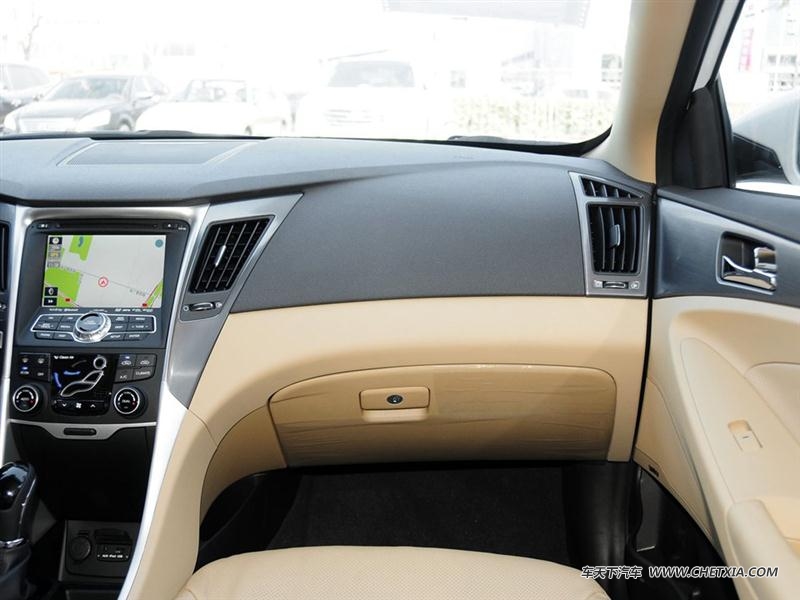 �ִ�(����) ������(����) ������(����) 2014�� 2.0L Hybrid �пط�����