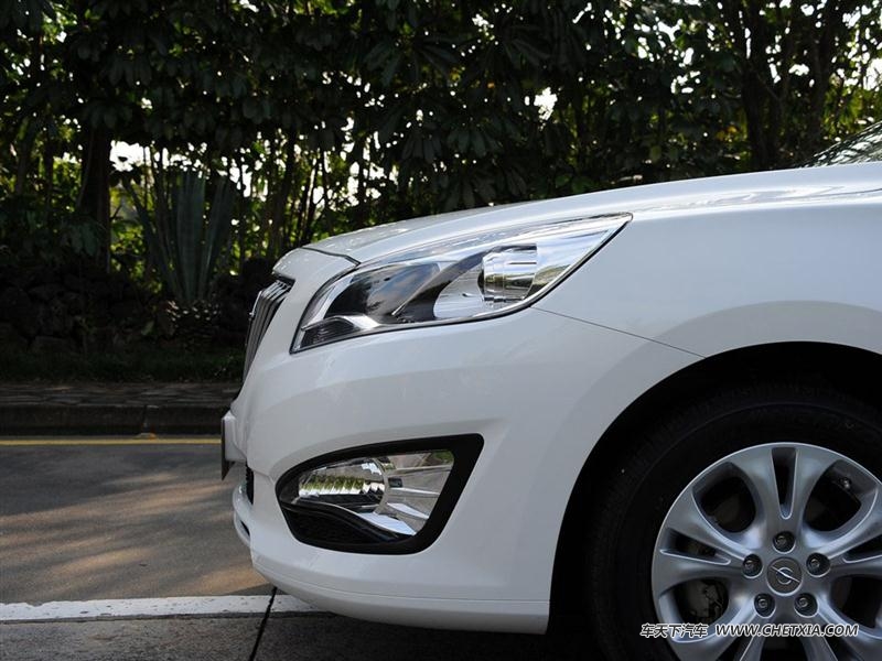 海马汽车 福美来M5 福美来M5 2014款 1.6L 自动尊贵型 其他与改装