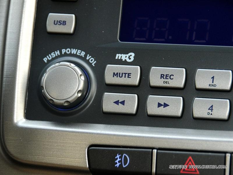   2012 Ӣ Ŀ 1.6L CVTDVVT пط