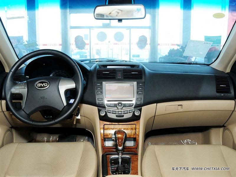 ǵ ǵF6 ǵF6 2011 ƽ 2.0L CVT пط