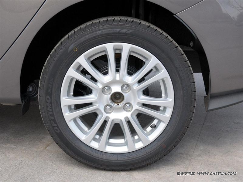  껪 껪 2013  1.5L ԶƷ װ