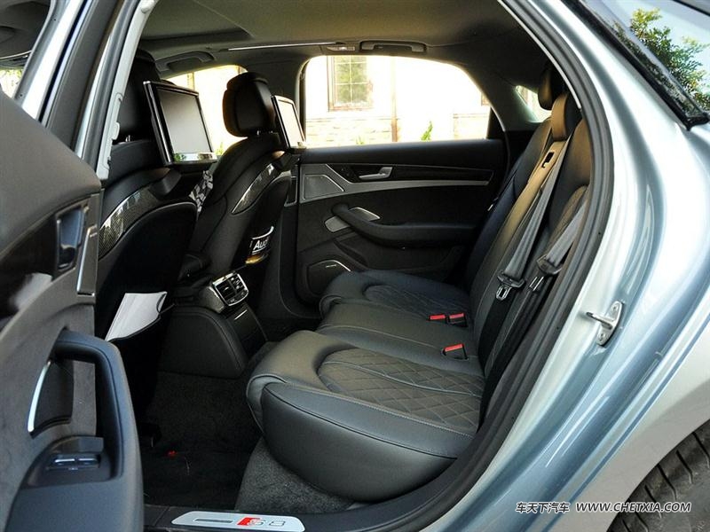 µ() µS8 µS8 2013 S8 4.0TFSI quattro 
