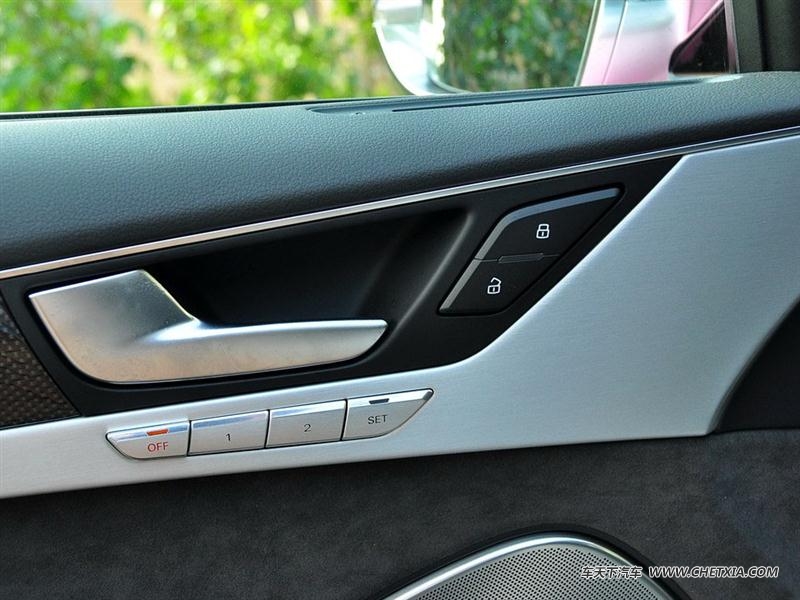 µ() µS8 µS8 2013 S8 4.0TFSI quattro 