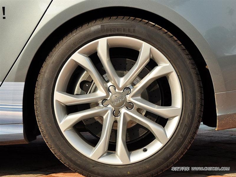 µ() µS8 µS8 2013 S8 4.0TFSI quattro װ