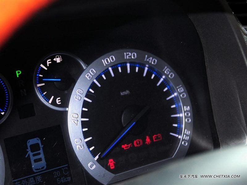 �������� ���� ���� 2014�� 2.4L ��׼�� �пط�����